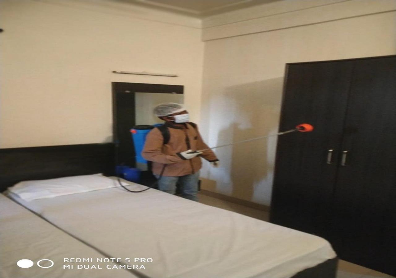 פונה Hotel Rose Lodge מראה חיצוני תמונה